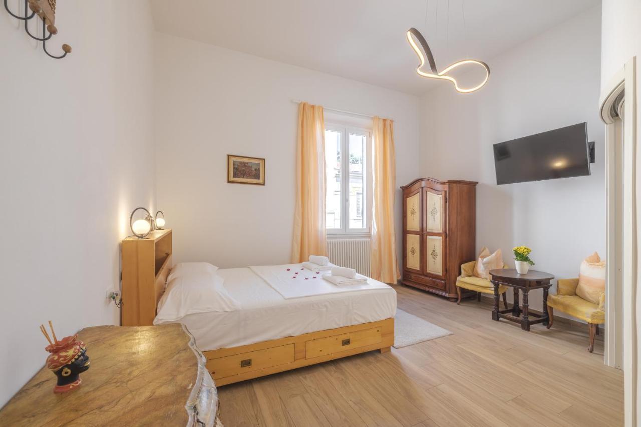 Casaldo'S Rooms Firenze Bagian luar foto